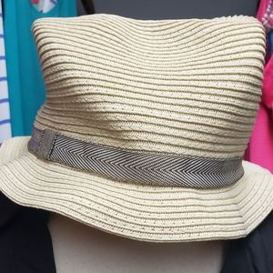 COPY - American eagle hat with closed ponytail ho…